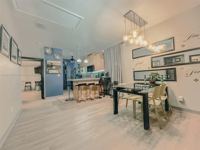 Photo - 3680 SW 26th St