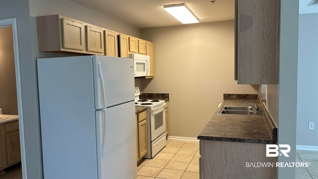 Photo - 1517 Regency Rd