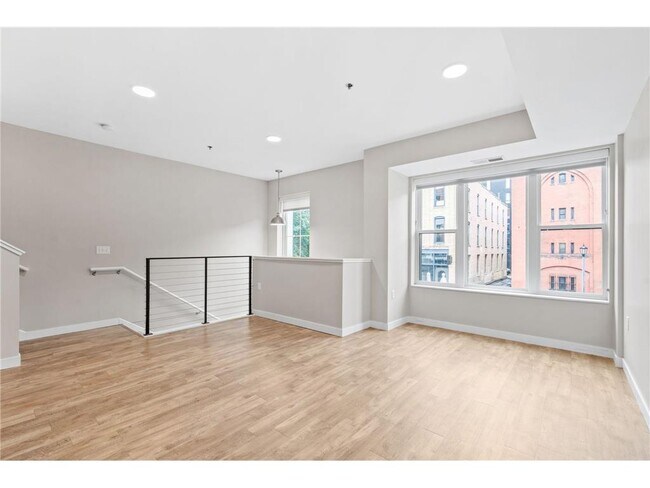 Photo - 120 Hennepin Ave