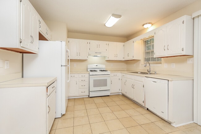 Photo - 63 Grassmire Dr
