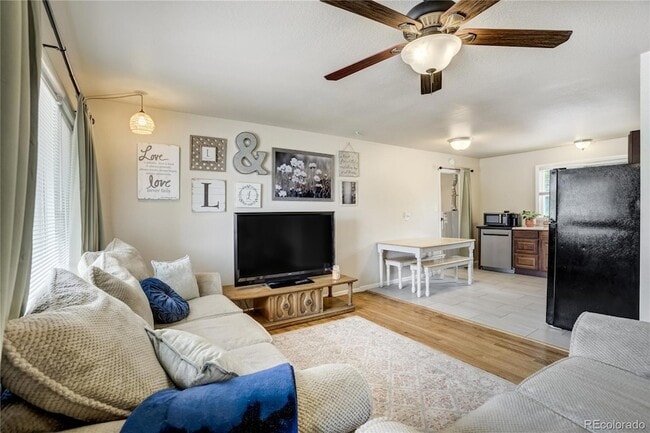 Photo - 257 Sherri Dr