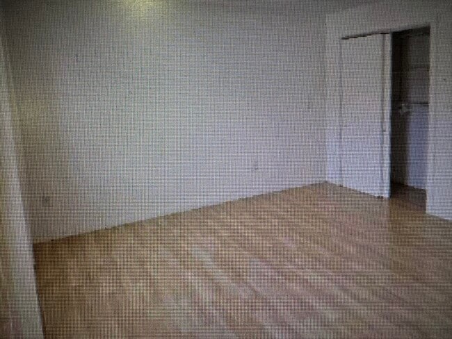 Building Photo - 9999 Brockton Ave Unit 0