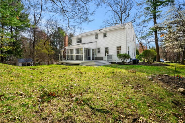 85 Bailey Rd
