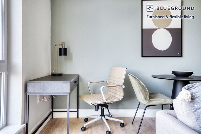 Photo - 555 E Evelyn Ave Unit FL3-ID1206