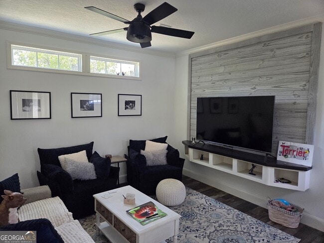 Photo - 147 McIntyre Rd