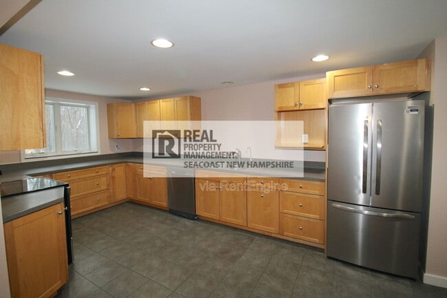 Photo - 182 Madbury Rd