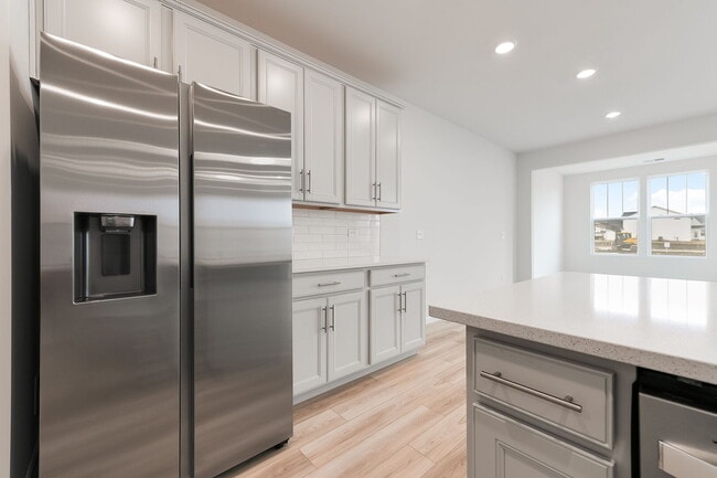 Photo - 672 Switchgrass Wy Unit 58005