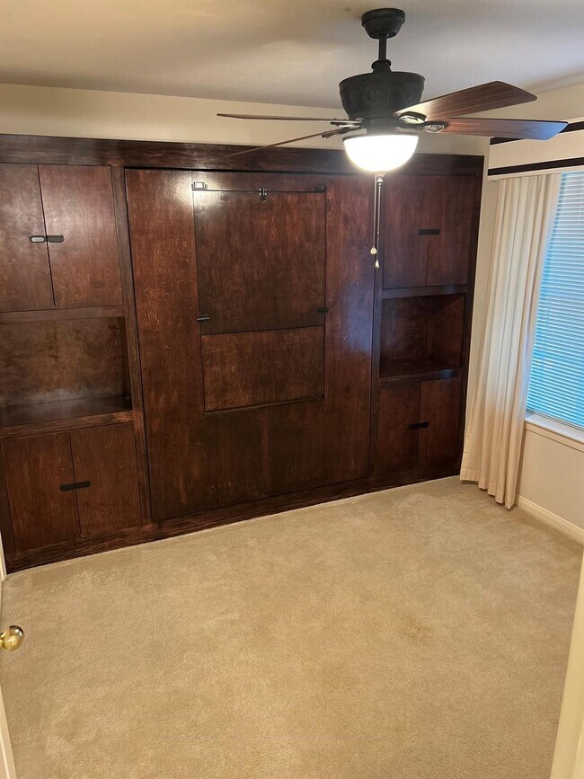 Building Photo - 6421 Austinville Dr Rental