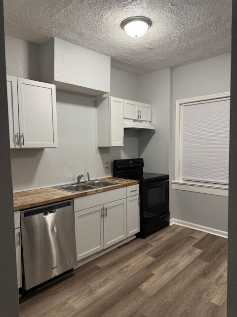 2120 Linwood Blvd Unit 2120 E. Linwood Blvd