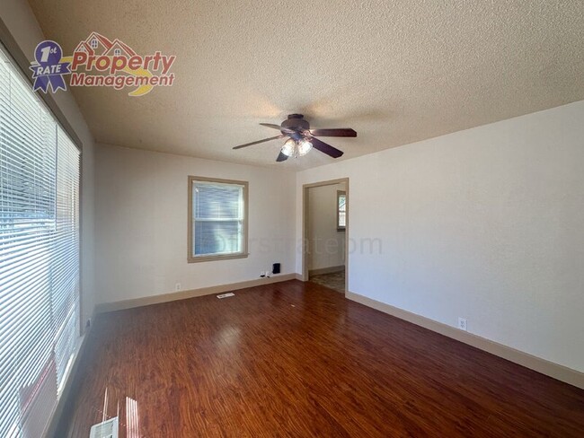 Photo - 1721 S Pacific St