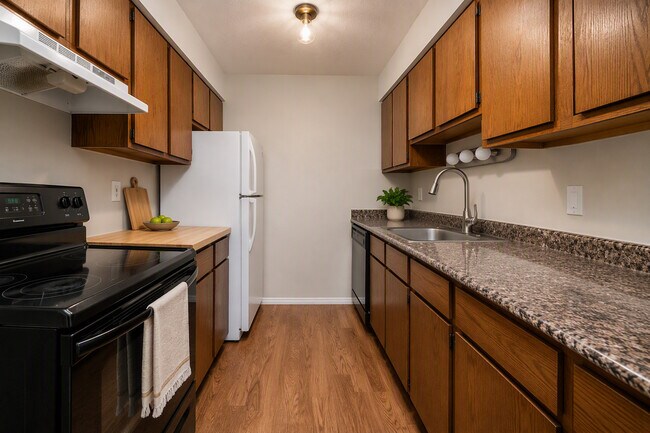 Maplecrest Apartments