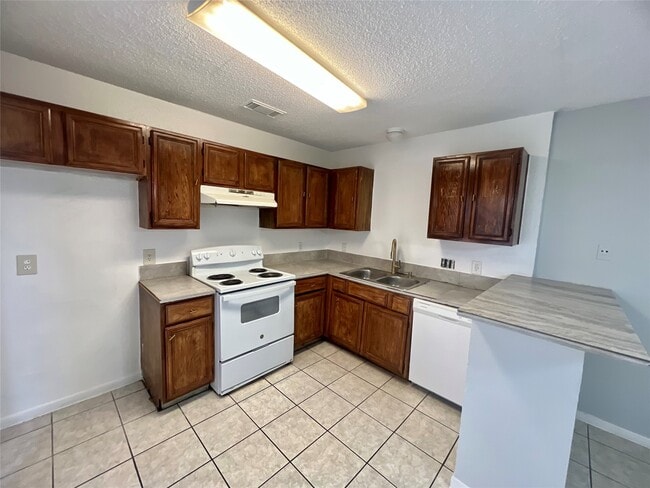 Photo - 7740 Ellis Dr