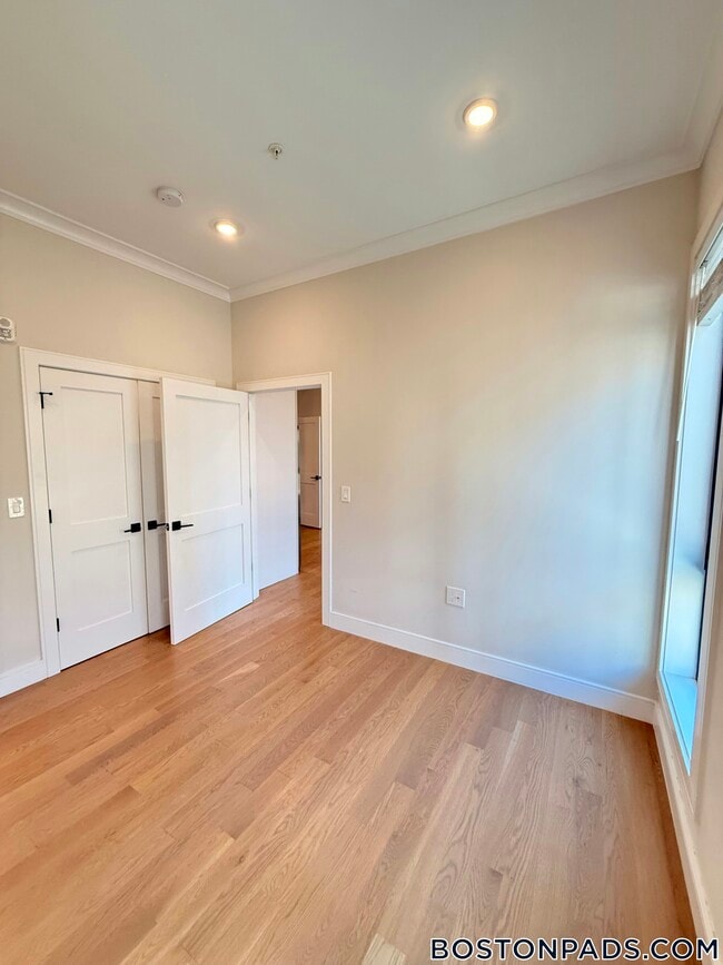 Photo - 16-18 Highgate St. Unidad 102