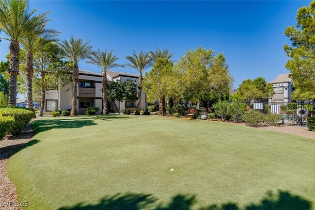 Building Photo - 7255 W Sunset Rd Unit 1146