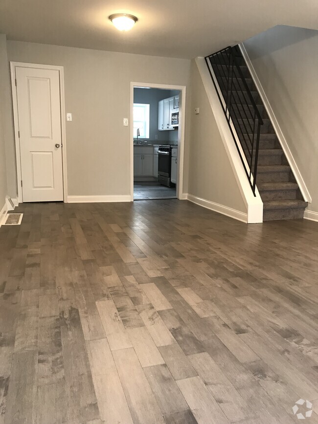 Building Photo - 2321 S Beulah St Rental