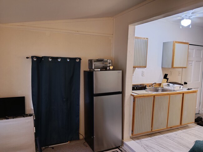 Photo - 1208 Alba St Unit 1208