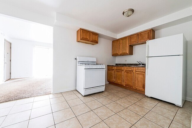 Photo - 14138 S School St Riverdale, IL 60827