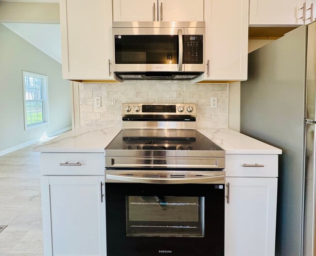 Photo - Lovely home and location!