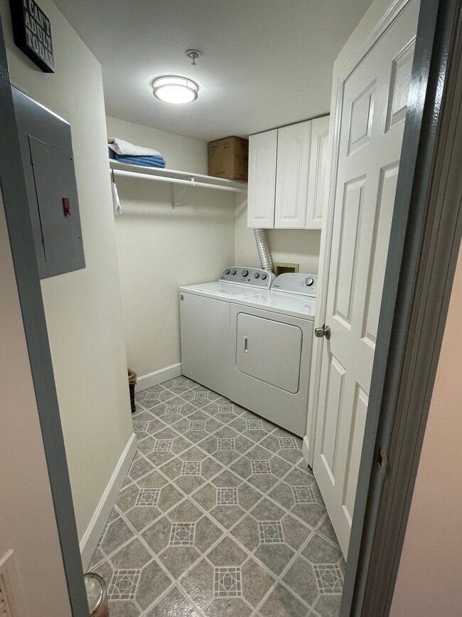 Photo - 199 14th St NE Unit Mayfair Tower 605