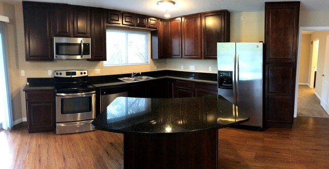 Photo - Parkstone Villas