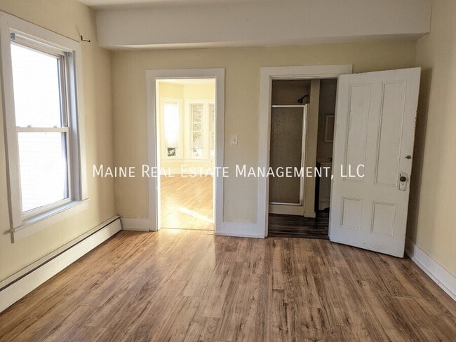 Photo - 456 Main St Unidad 2