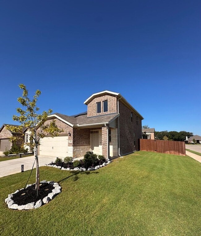 Building Photo - Charming 3-Bed, 2.5-Bath Home for Lease in...