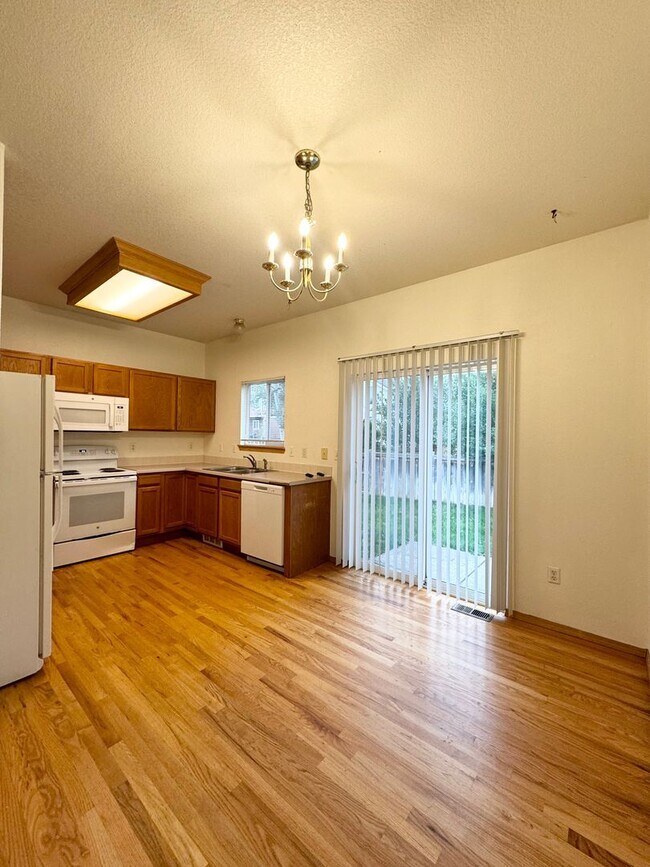 Photo - Charming 3 Bed/2 Bath Home with Attached 2 Car Garage in Mariana Butte