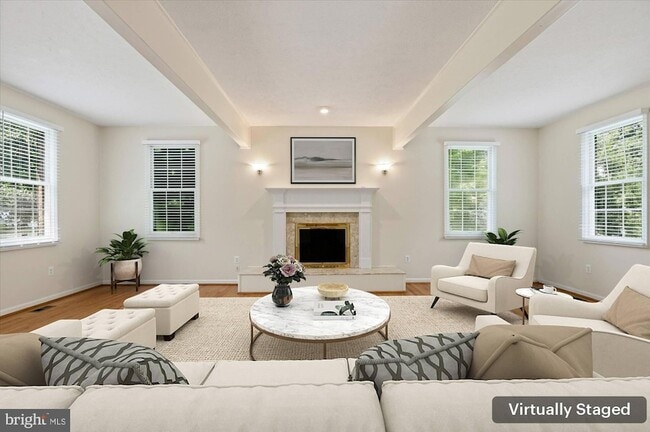 Photo - 9708 Locust Hill Dr