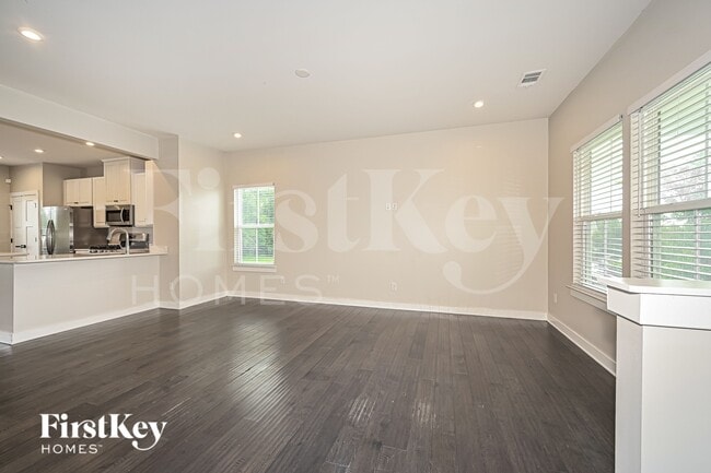Photo - 9601 Colton Rd