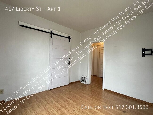 Photo - 417 Liberty St Unit Apt 1
