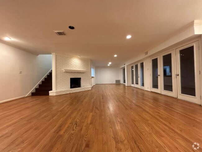 Building Photo - 919 S Ripple Creek Dr Rental