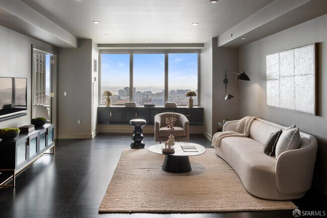 Photo - 765 Market St