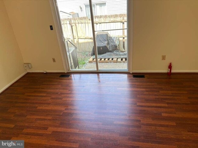 Photo - 3021 S Grove