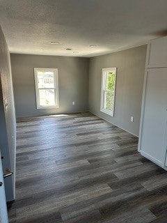Building Photo - 509 Oak St Unit 509 Oak Upper