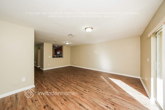 Photo - 5958 London Ln