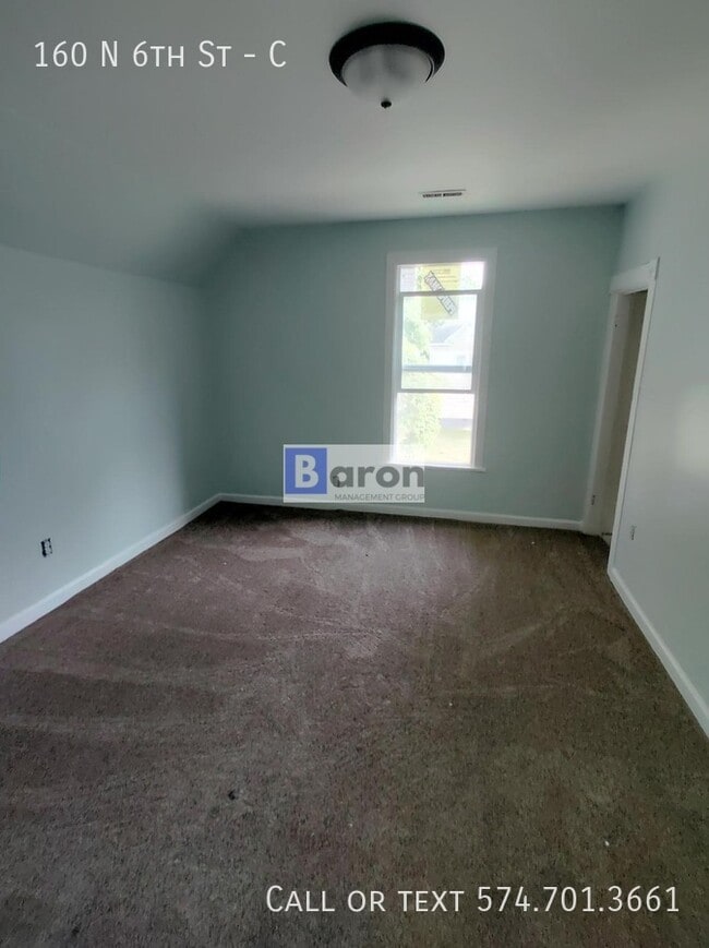 Photo - 160 N 6th St Unit C