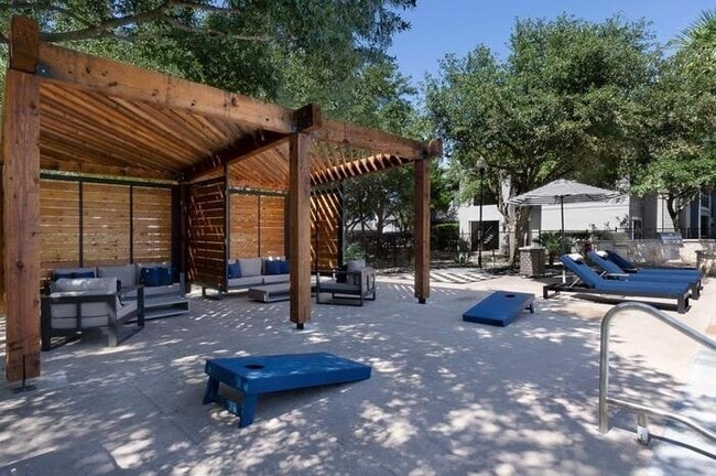 Photo - 13355 N Hwy 183 Unidad c2