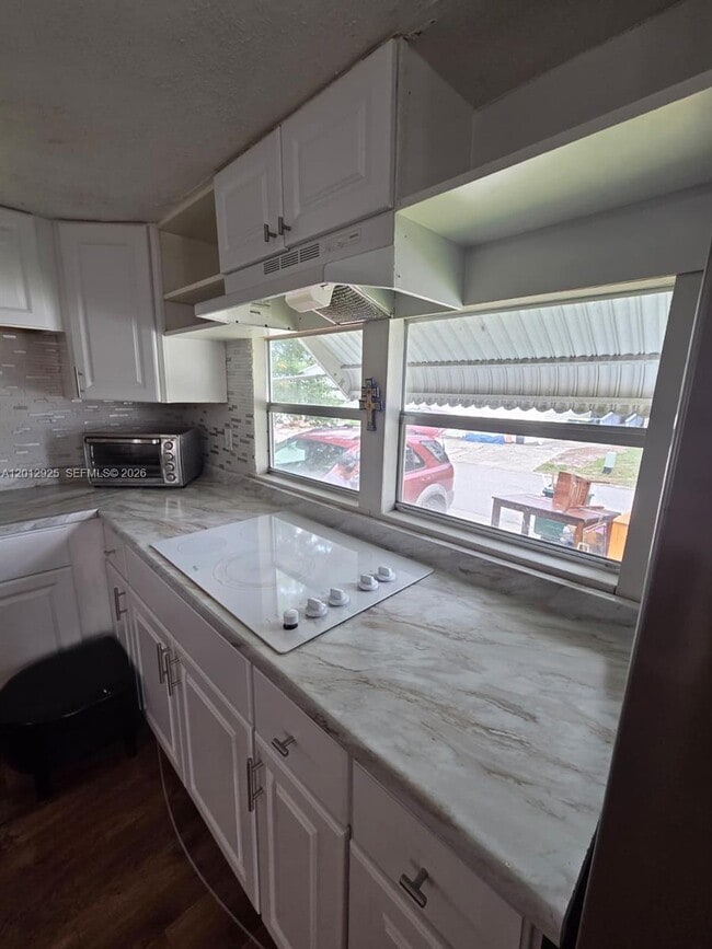 Photo - 10909 Merrywood Dr