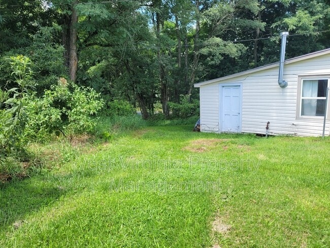 Photo - 186 Benedict Ln