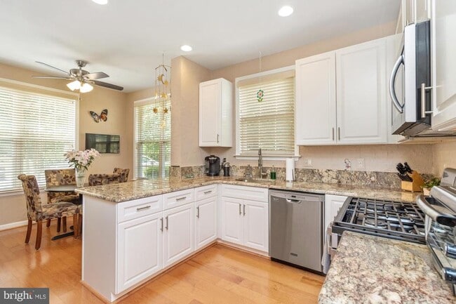 Photo - 8806 Howard Forest Ln