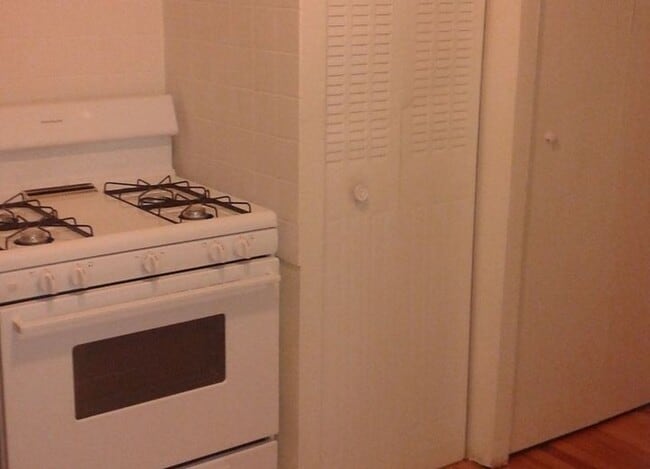 Photo - 1515 W Morse Ave