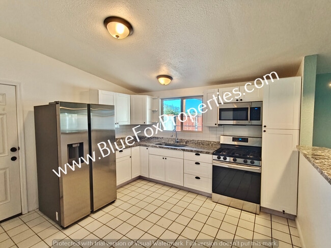 Photo - 3310 W Calle Toronja