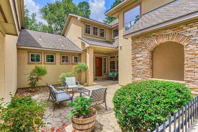Photo - 15 Cobble Gate Pl
