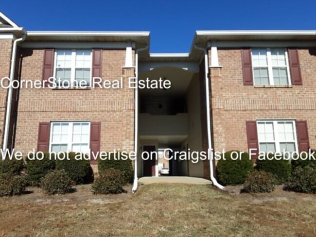Building Photo - 1710 Renwick Dr