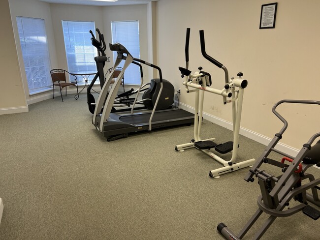 Laurel Oaks - Fitness Center