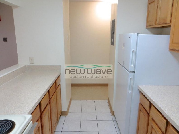 600 Massachusetts Ave Unit 1