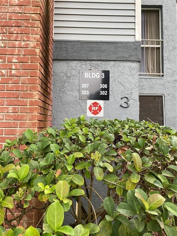 Photo - 303 Northlake Dr