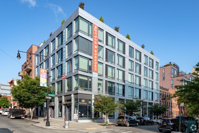 Photo - 531 Myrtle Ave