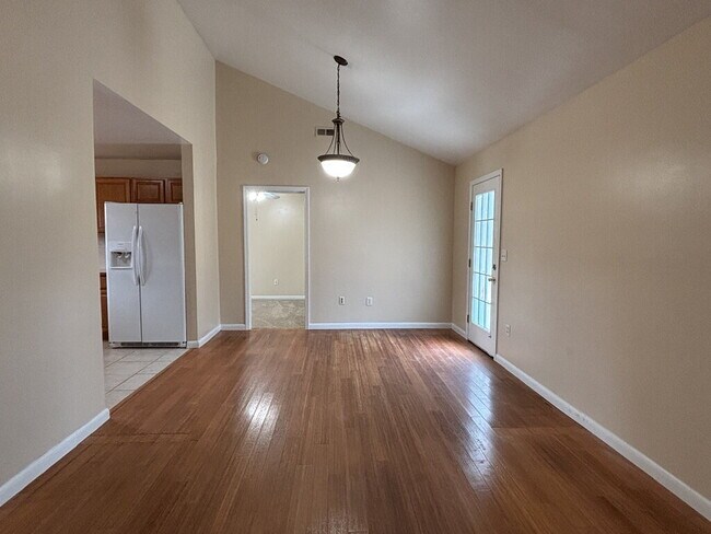 Photo - 115 Aylesbury Rd