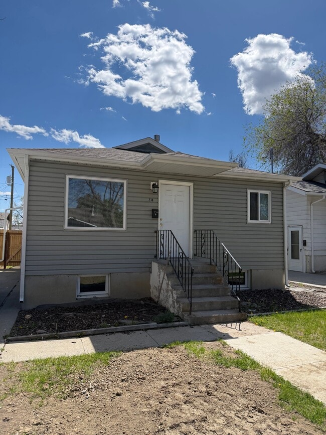 Building Photo - 238 Terry Ave